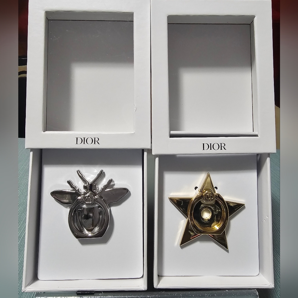 Dior Popsocket/Phone Ring "Buyer's Choice"